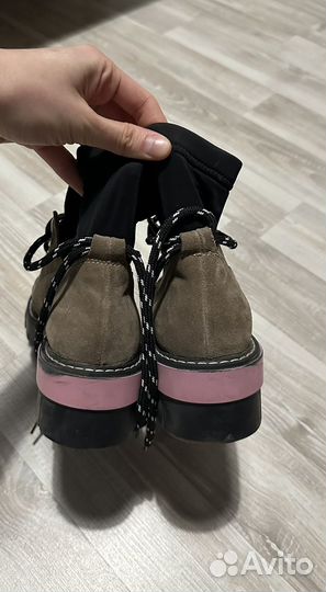 Ботинки женские