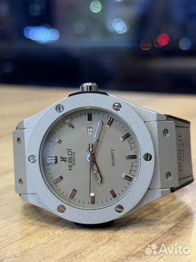 Часы мужские hublot