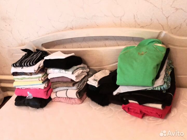 Вещи,обувь и аксессуары женские пакетом