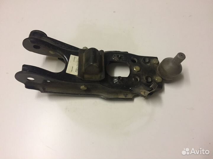 Рычаг нижний гретвул дир 4/2 2904400-D01