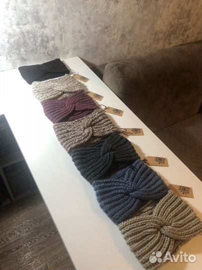 Повязка на голову вязаная