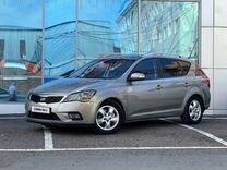 Kia Ceed 2.0 AT, 2011, 277 359 км, с пробегом, цена 849 000 руб.