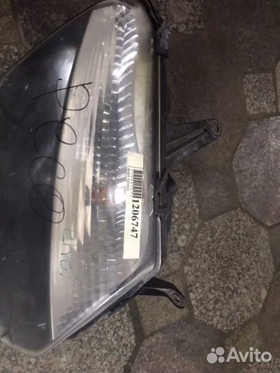 Фара правая Renault Duster 2014 С Дефектом