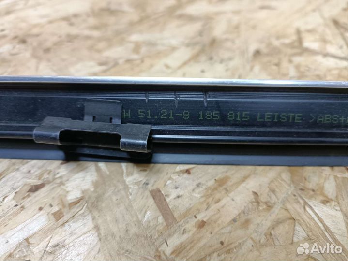 Молдинг стекла BMW e39 передней левой двери