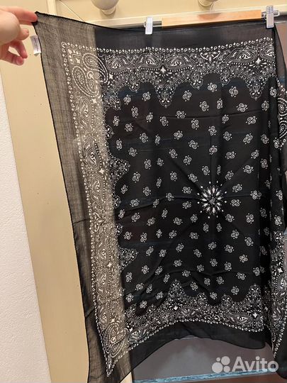 Платок Saint-Laurent