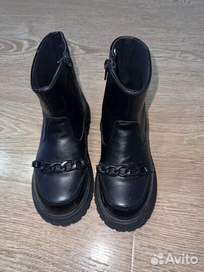 Ботинки для девочки