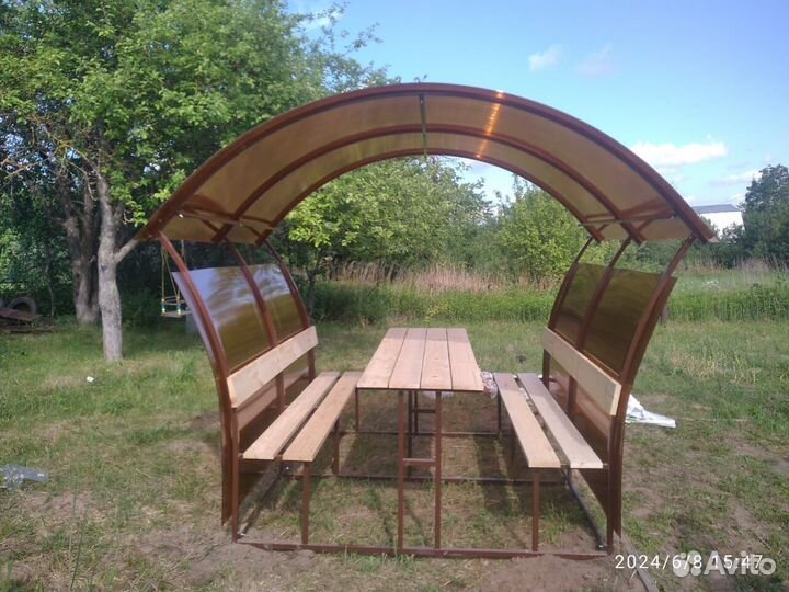 Беседка для дачи из поликарбоната