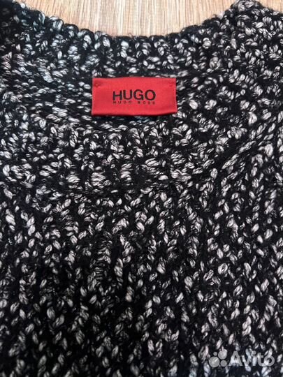 Джемпер красивый Hugo Boss оригинал