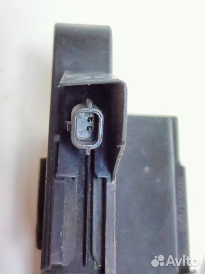 Замок Logan 2 двери передней Левой 805034719R