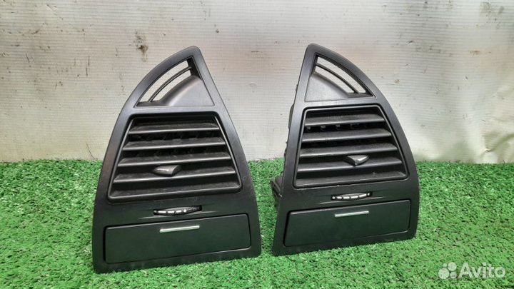 Дефлектор воздушный Citroen C4 5D 1.6 110 (TU5JP4)