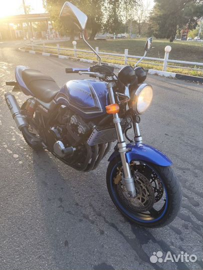 Honda cb 400 vtek 1