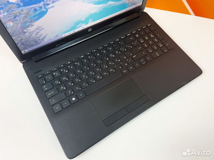 Ноутбук HP на A6 + Radeon 520