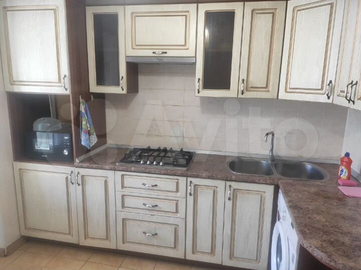 2-к. квартира, 50 м², 5/9 эт.