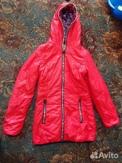 Куртка на девочку/девушку