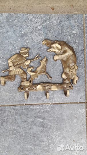 Вешалка металическая 