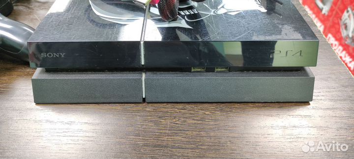 Игровая приставка ps4 1tb
