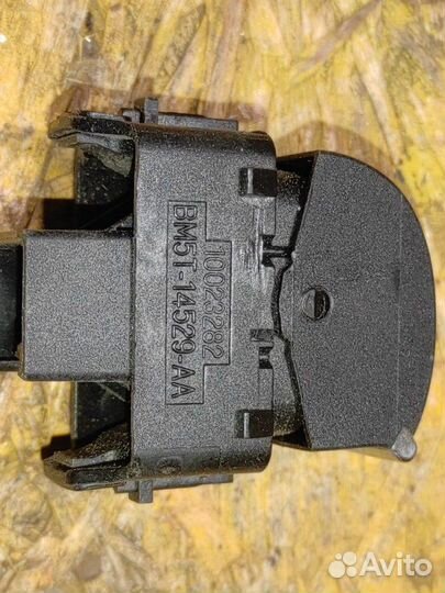 Кнопка стеклоподъемника Ford Focus 3 CB8 1.6L pnda