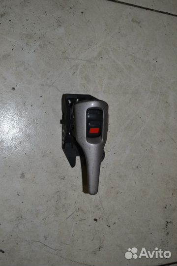 Ручка внутренняя передняя правая Toyota Corolla e1