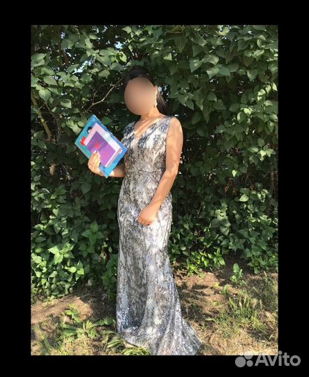 Вечернее платье