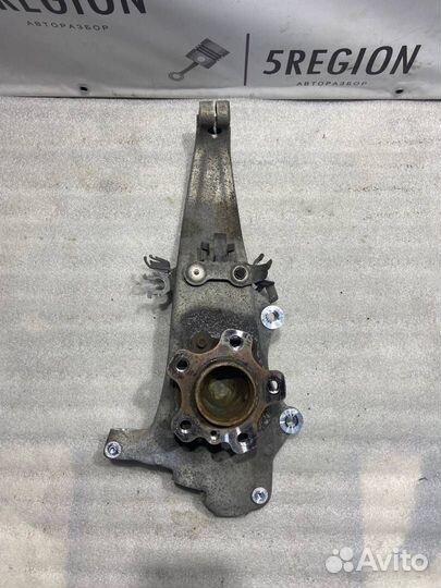 Кулак передний левый BMW 5 G30/G31 G30 2019