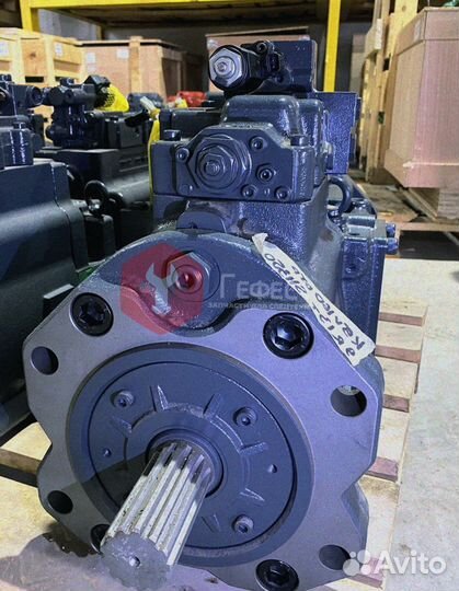 Основной насос Case CX370B KSJ12240