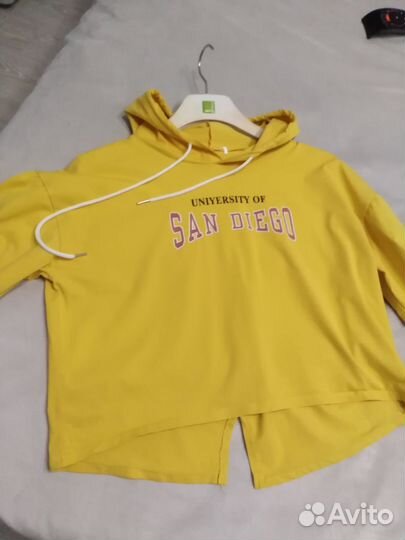 Футболка женская