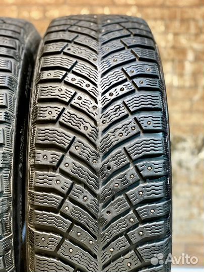 Michelin X-Ice North 4 215/65 R17