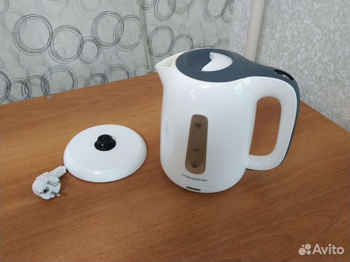 Чайник электрический на запчасти