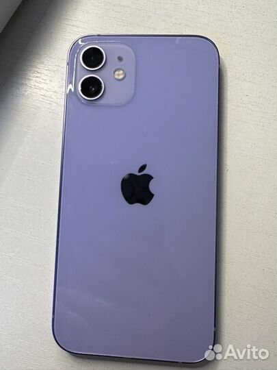 iPhone 12, 64 ГБ