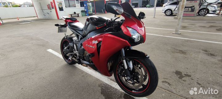Honda cbr1000rr