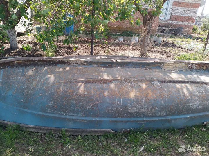 Лодка пелла