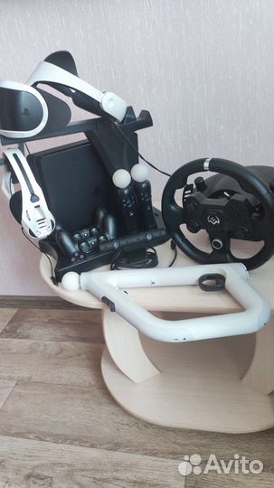 Игровая приставка PS 4 slim 1 тб