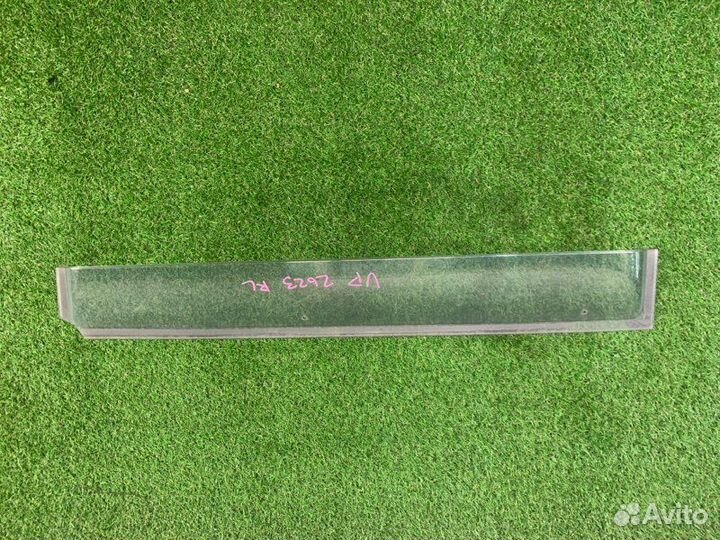 Ветровик задний левый Mitsubishi Pajero V75W 6G74