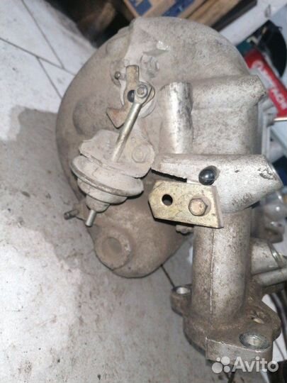 Впускной коллектор Mazda 323 BJ14M5 FP