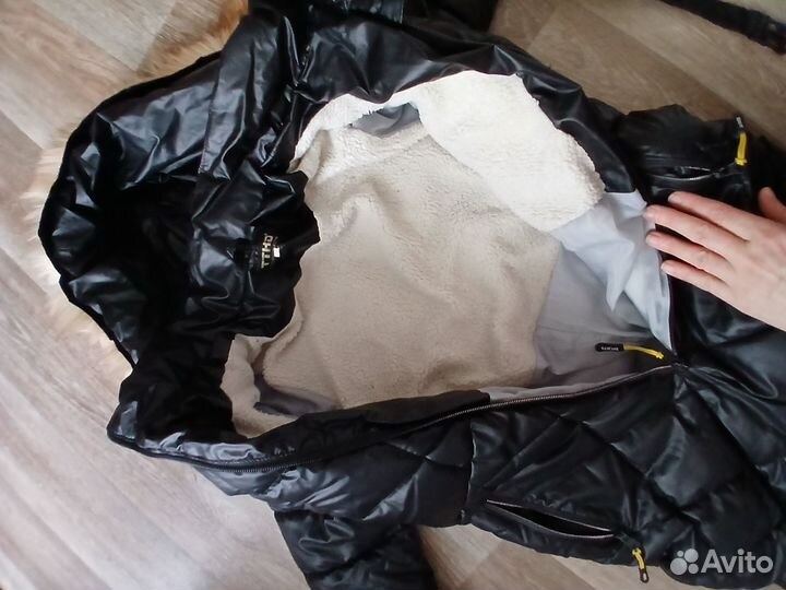 Зимний комбинезон для девочки