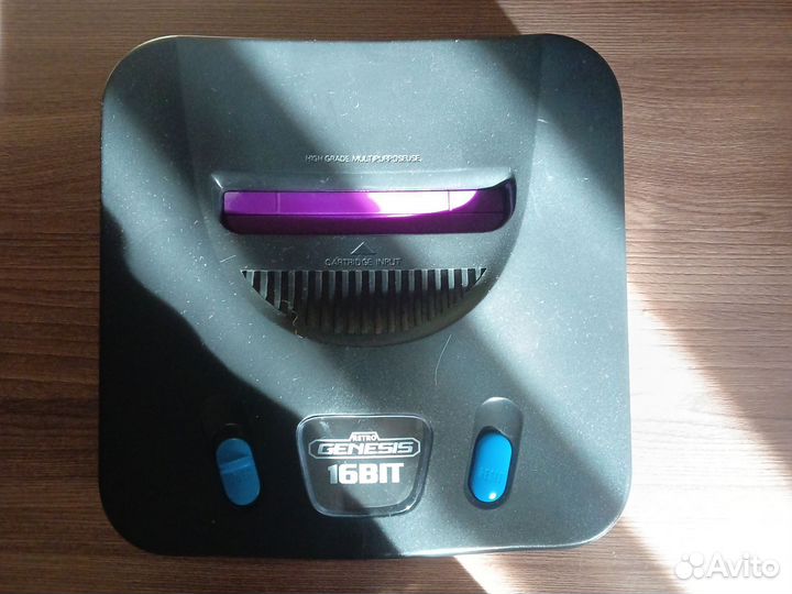 Игровая приставка sega