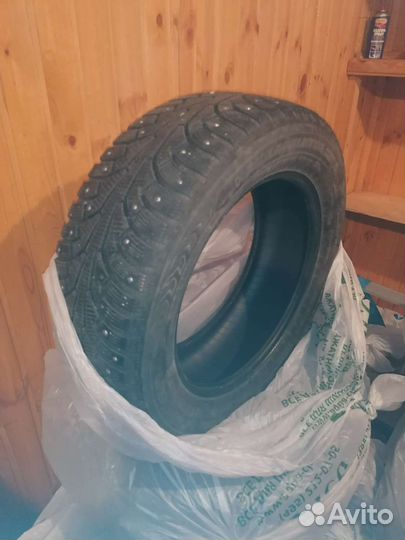 Nokian Tyres Hakkapeliitta SUV 5 235/60 R18 107