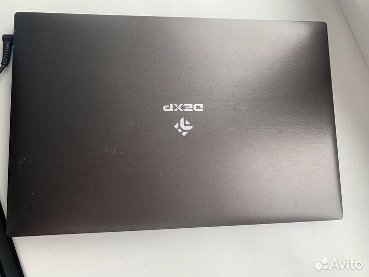 Ноутбук dexp W550SU1 HD