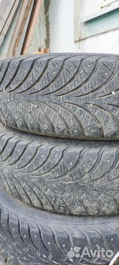 Sava Eskimo Stud 195/65 R15 91