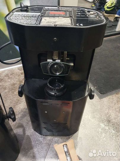 Светocкaнер Rоbе Shоw djsсаn scan 380 лампы