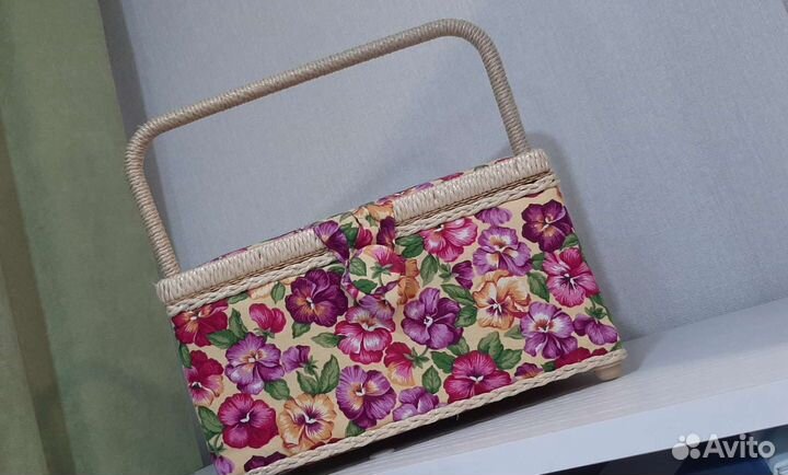 Шкатулка для рукоделия