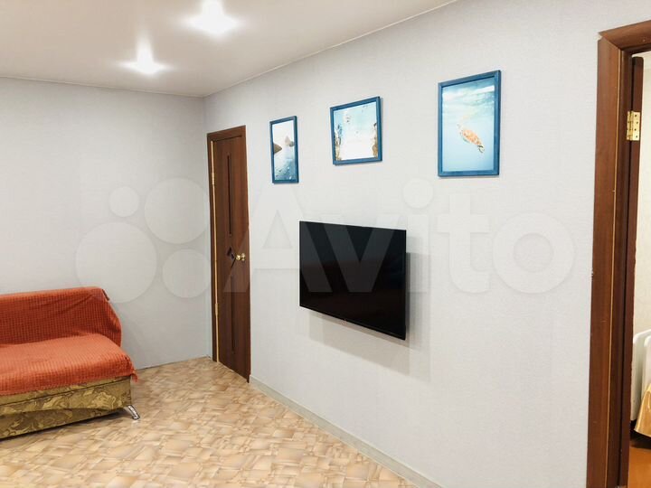 2-к. квартира, 43 м², 2/4 эт.