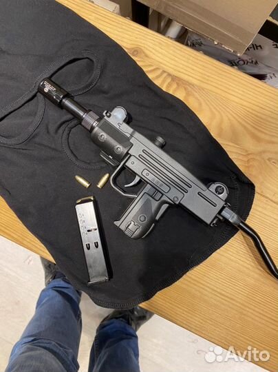 Газовая горелка мини узи с прикладом и магазином