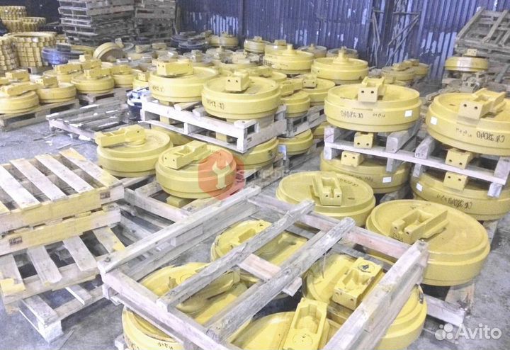 Колесо направляющее Volvo EC290C 14520766