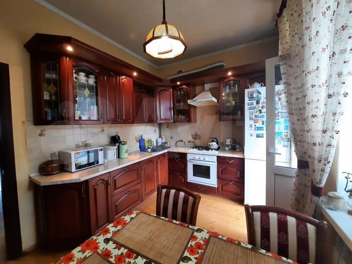 4-к. квартира, 92,9 м², 4/4 эт.