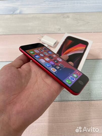 iPhone SE (2020), 64 ГБ