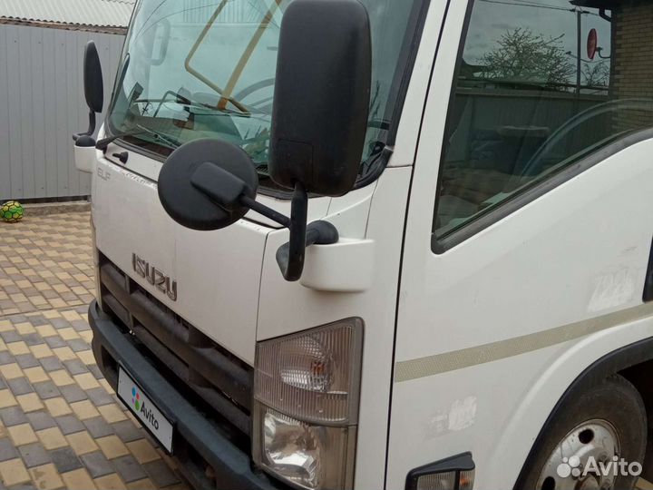 Isuzu Elf, 2010