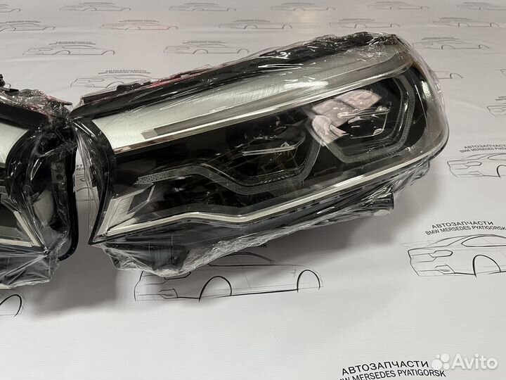 Комплект передних фар BMW G30 LED adaptive