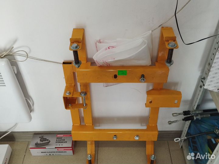 Подрамник нива 2121