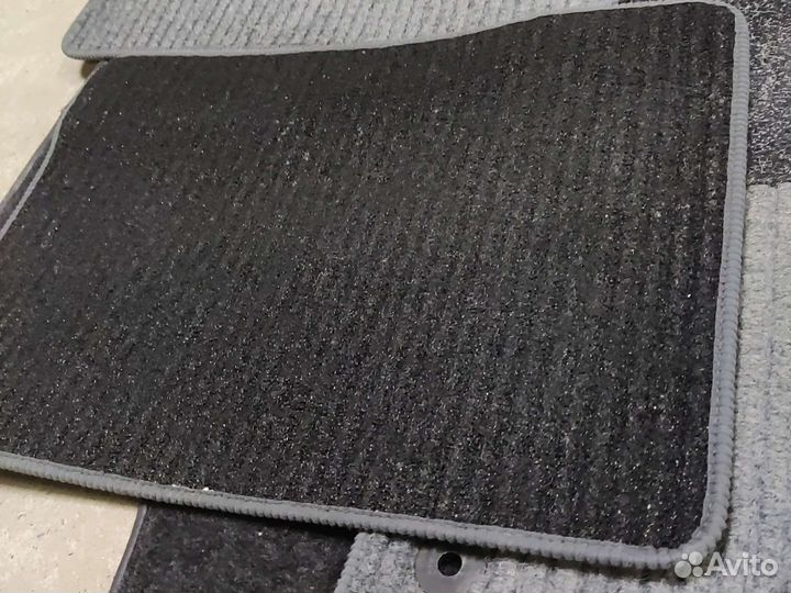 Коврики летние MB W124